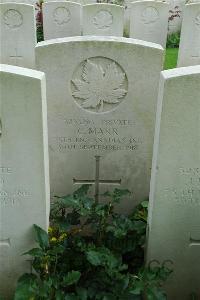 Canada Cemetery Tilloy Les Cambrai - Marr, C